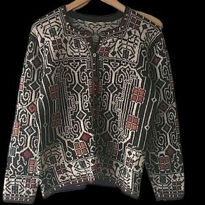 Geometric Patterned Black and White Women's Top